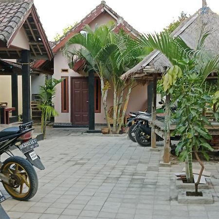 Defa Homestay Kuta  エクステリア 写真