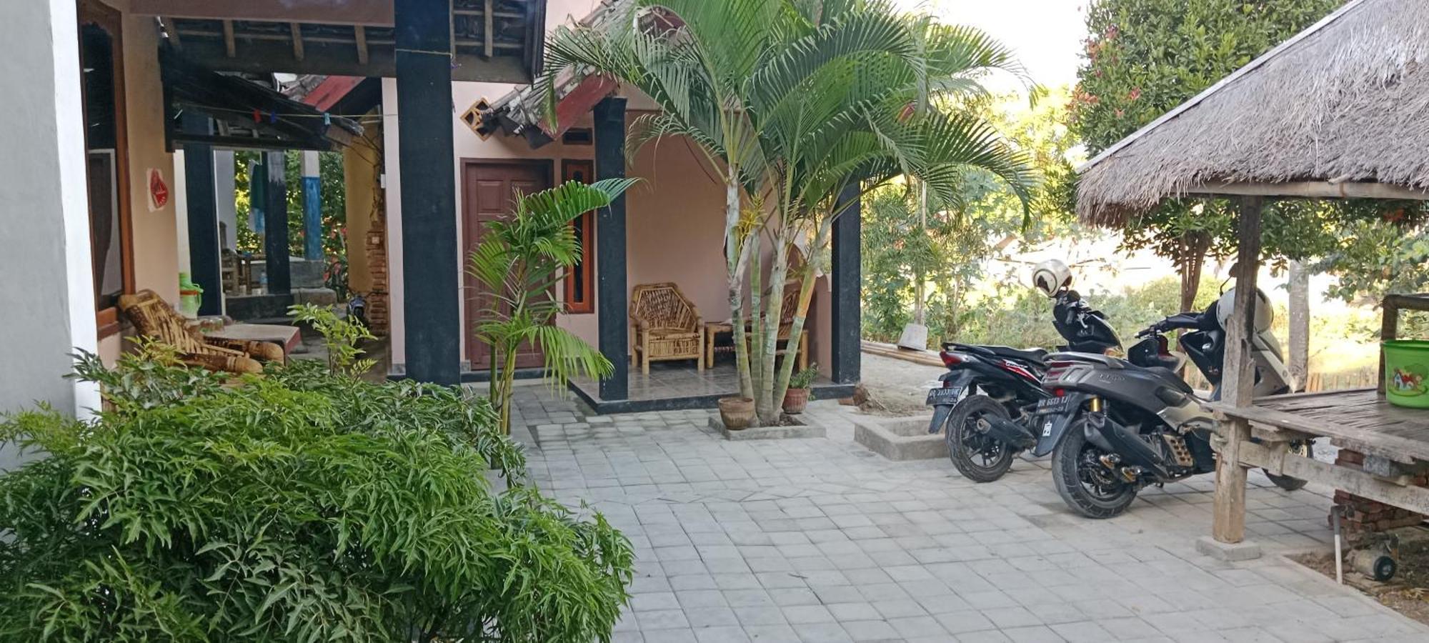 Defa Homestay Kuta  エクステリア 写真