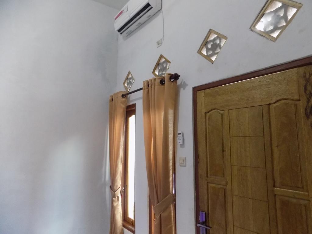 Defa Homestay Kuta  エクステリア 写真