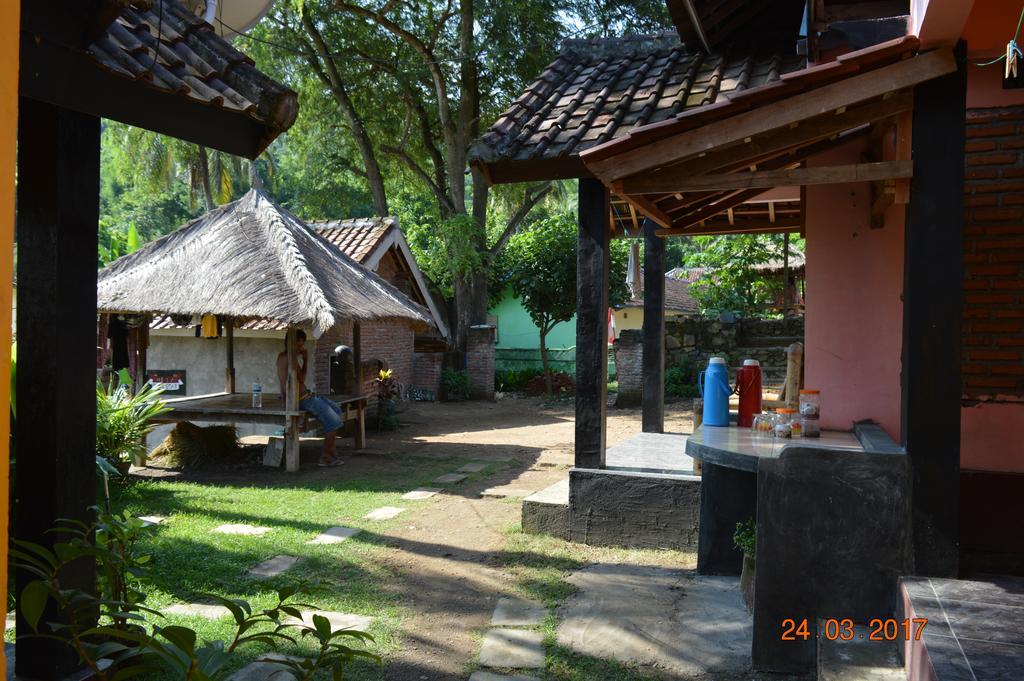 Defa Homestay Kuta  エクステリア 写真